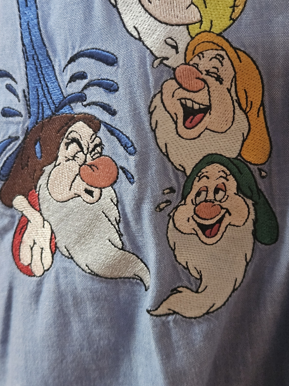 Vintage 1990 Disney Light Blue Button-Down Shirt with Seven Dwarfs Embroidery - Picture 8 of 13